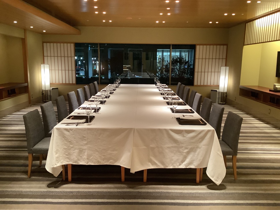 なだ万　新宿店