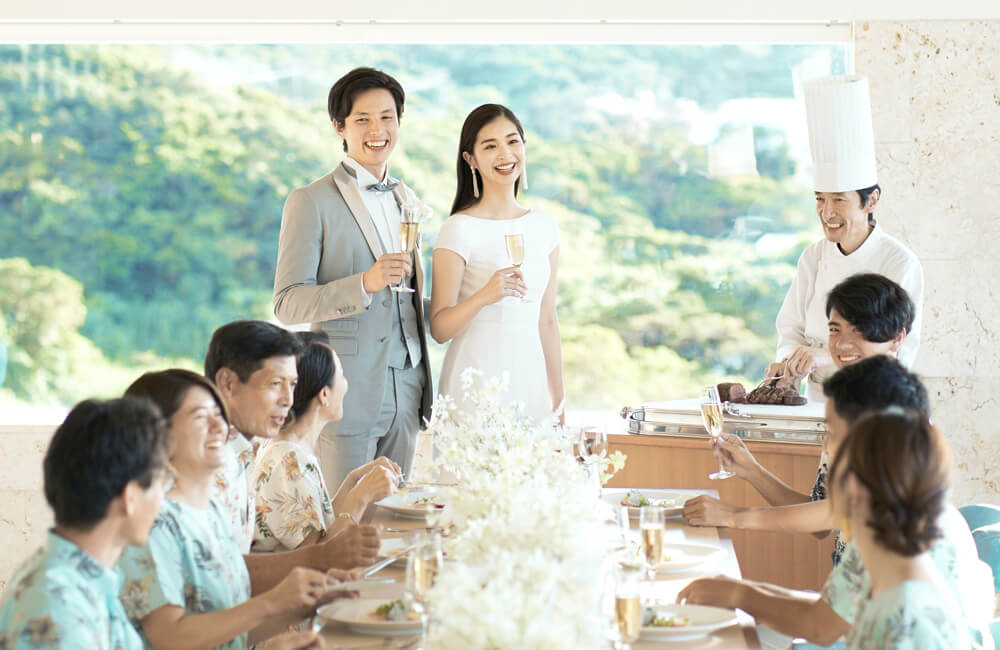 小さな結婚式 沖縄イル・ド・レ チャペル（ブルーインフィニティー）