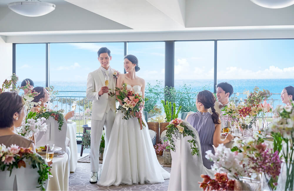 小さな結婚式 沖縄サザンビーチチャペル(シーシェルブルー)