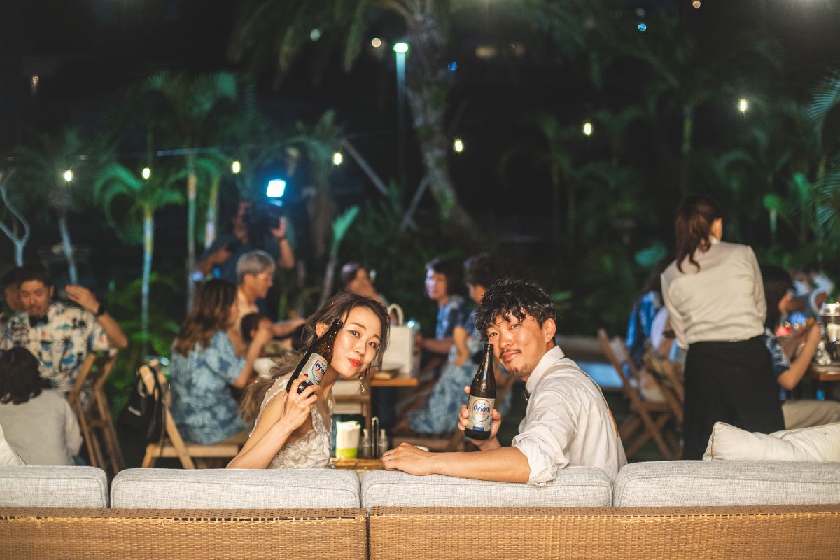 夜のガーデンパーティー