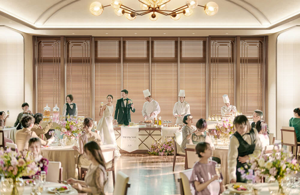 FORTUNE IN THE TERRACE