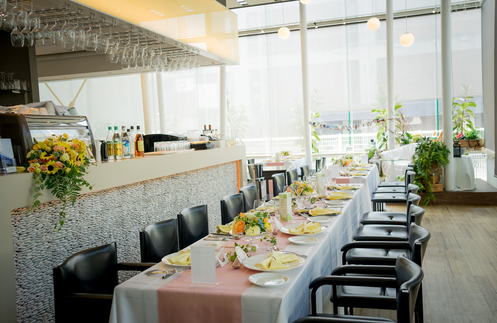 軽井沢　風通る白樺と苔の森チャペル