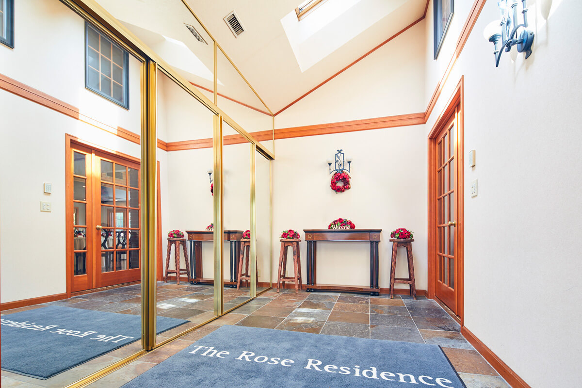 山手ヘレン記念教会/ザ・ローズレジデンス