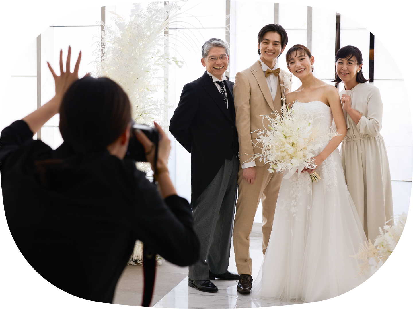 撮影はブライダルフォト「ラヴィファクトリー」が担当