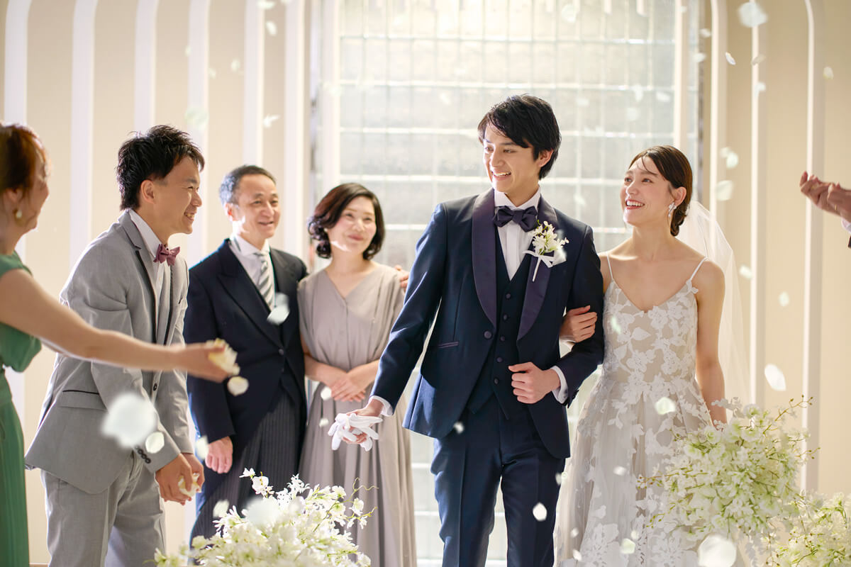 結婚式当日の流れ　挙式、披露宴、二次会まで　タイムスケジュール