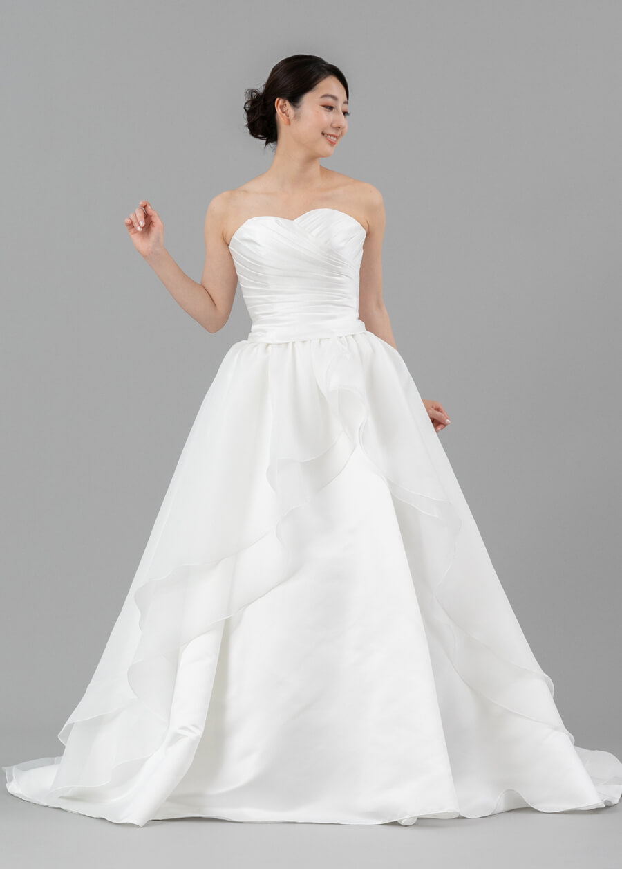 小さな結婚式オリジナルドレス