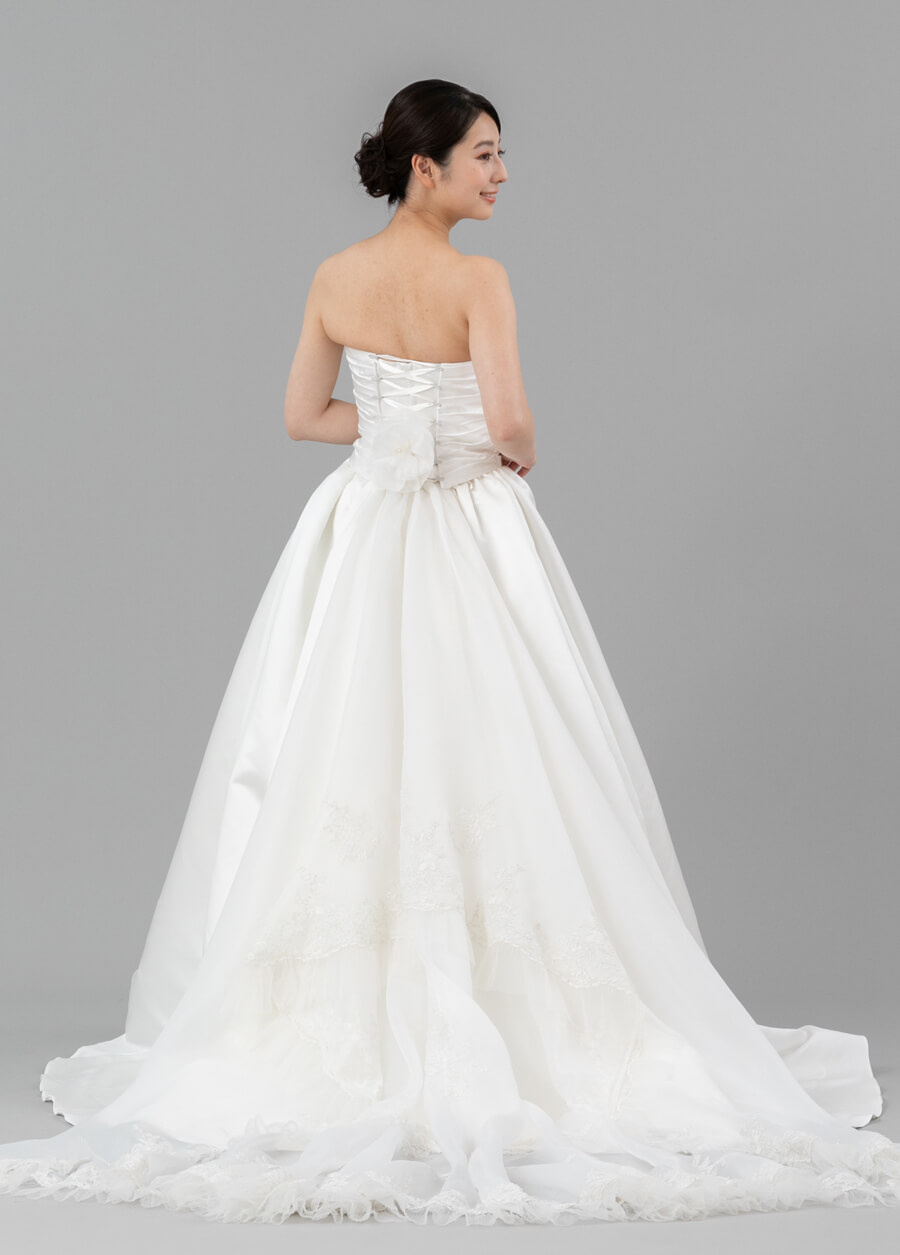 小さな結婚式オリジナルドレス