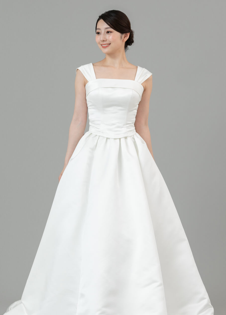 小さな結婚式オリジナルドレス