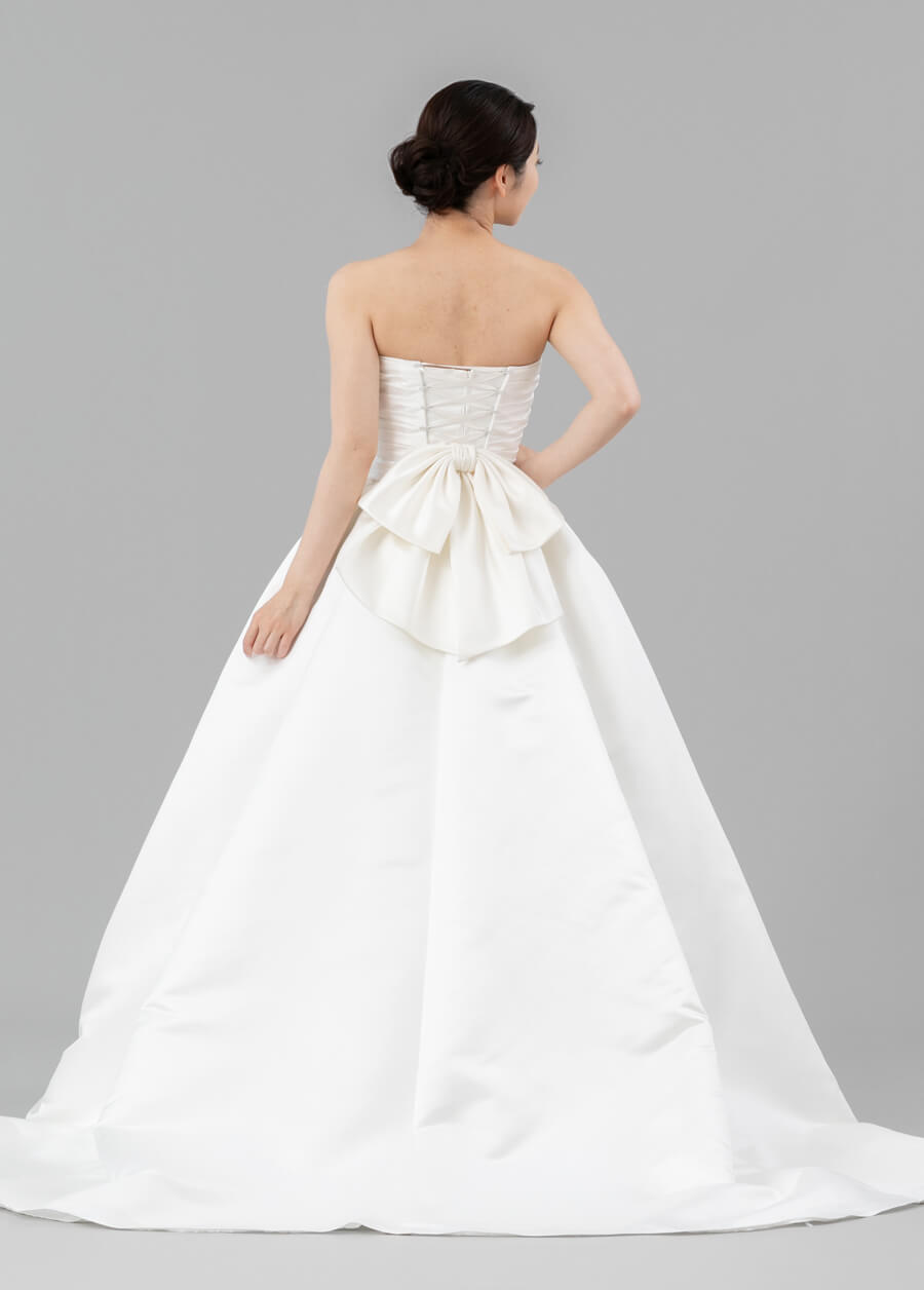 小さな結婚式オリジナルドレス