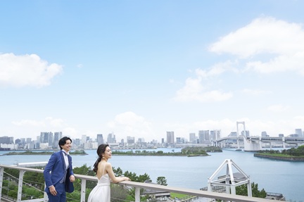 【全プラン半額！来店1回でOK！】レインボーブリッジや東京タワー、東京湾を望む絶景チャペルで叶えフォトウエディング相談会