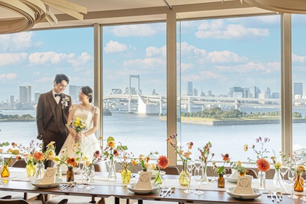 【9月末までの挙式またはフォト＋会食がお得！！】東京湾の壮大な海と夜景を望む絶景が魅力！お台場ウエディング相談会