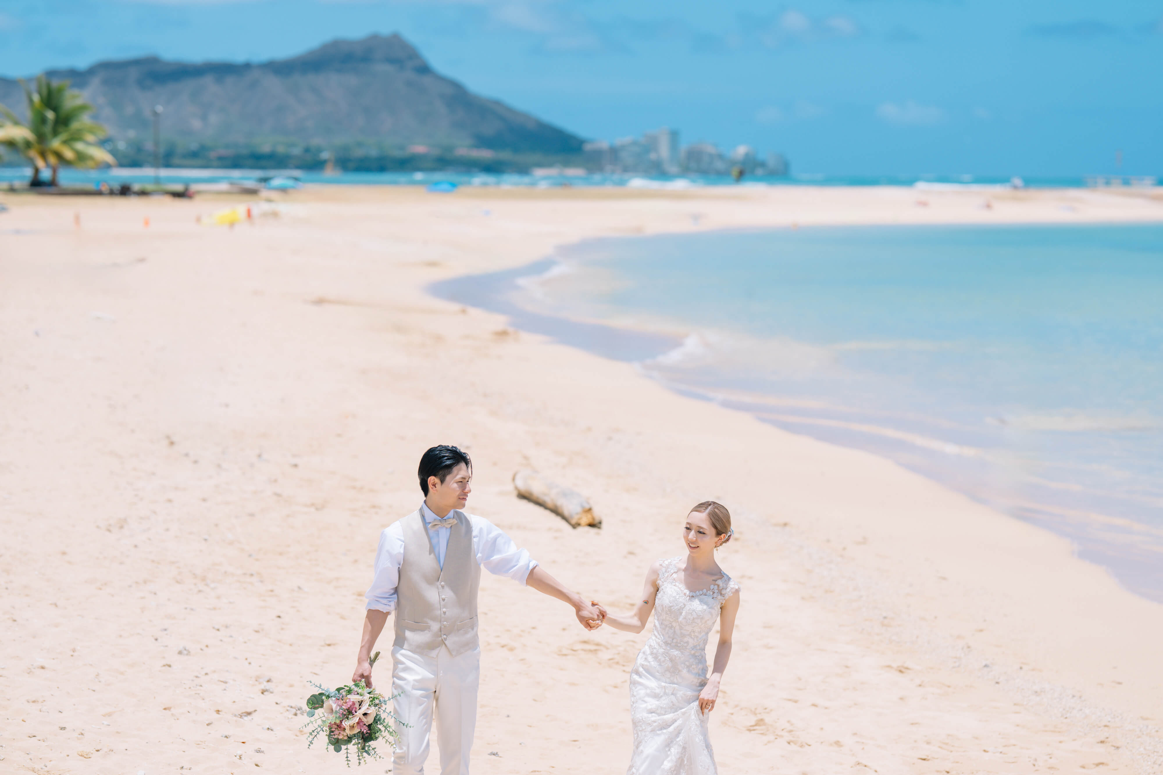 【3/20～22限定！】ウェディングドレス試着体験付き★小さな結婚式ブライダルフェア♪