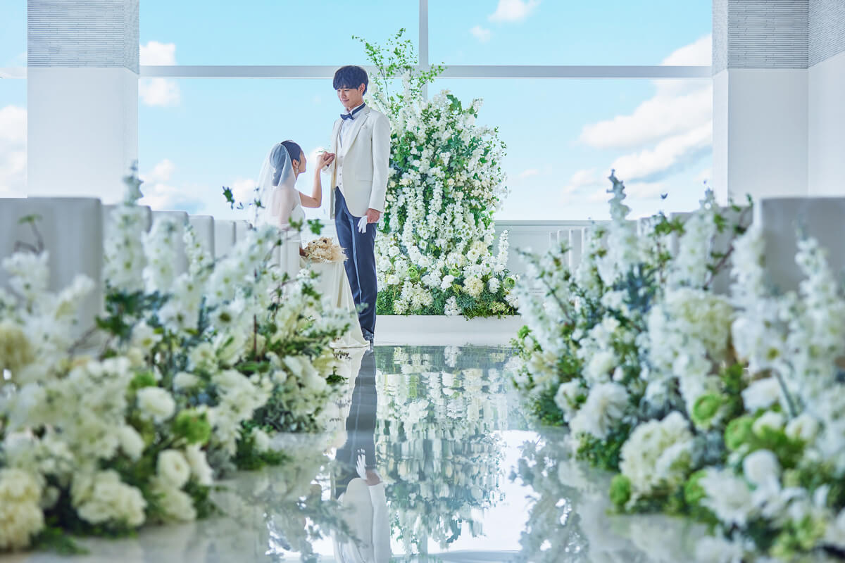 JR仙台駅から徒歩5分、地上135mの天空チャペルで叶える特別な結婚式＆披露宴