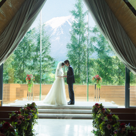 山梨県：富士山　国内リゾートウェディングの魅力