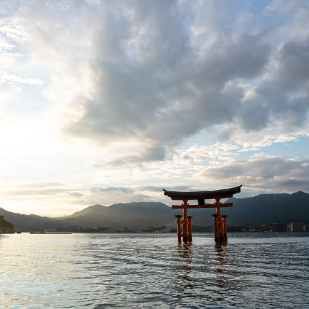 広島県：宮島　国内リゾートウェディングの魅力