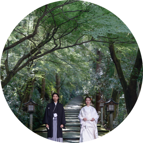 厳かな雰囲気の神社で少人数の結婚式を挙げたい方の画像