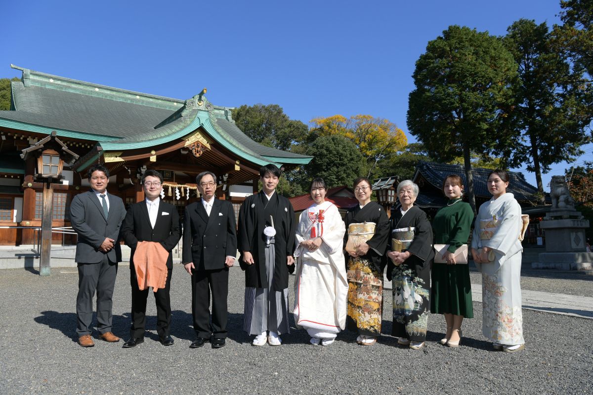川原神社