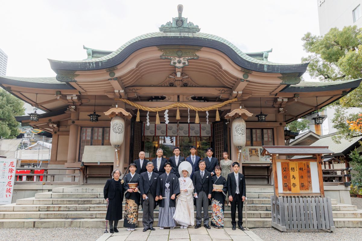 坐摩神社