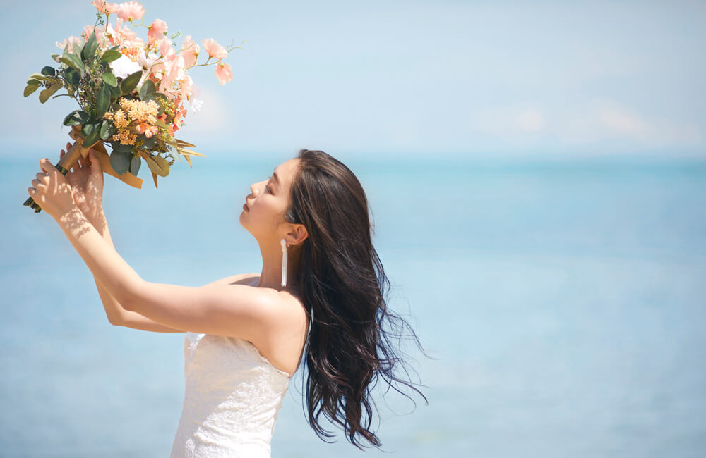 小さな結婚式 沖縄イル・ド・レ チャペル（ブルーインフィニティー）