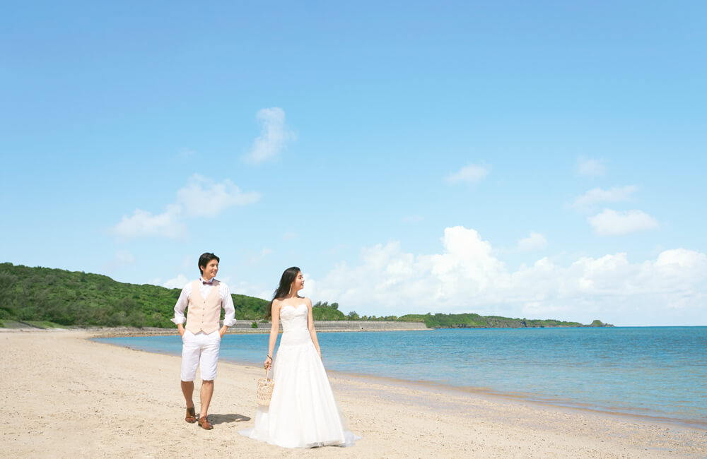 小さな結婚式 沖縄イル・ド・レ チャペル（ブルーインフィニティー）
