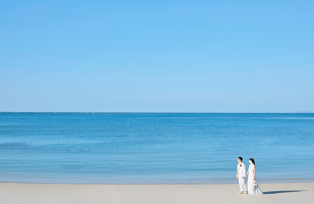 小さな結婚式 沖縄サザンビーチチャペル(シーシェルブルー)