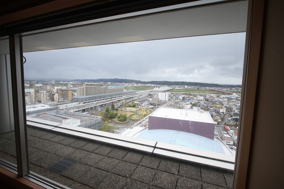 俵屋（しあわせ創庫）