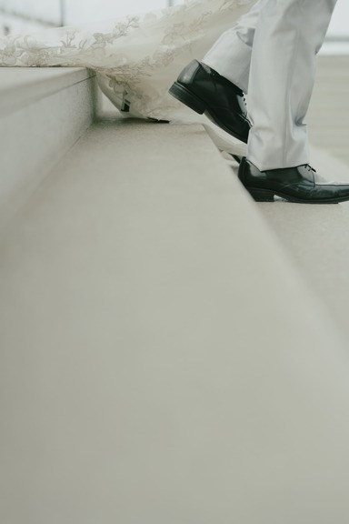 白銀の北海道!ガラスのピラミッドで誓う、幻想的なウィンターウェディング