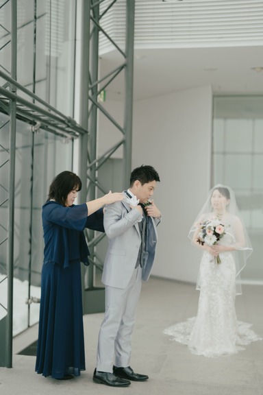 白銀の北海道!ガラスのピラミッドで誓う、幻想的なウィンターウェディング