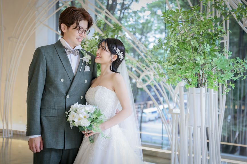 家族で紡いだ誓いの言葉。涙と笑顔で満たされた、ちいさな結婚式のキセキ