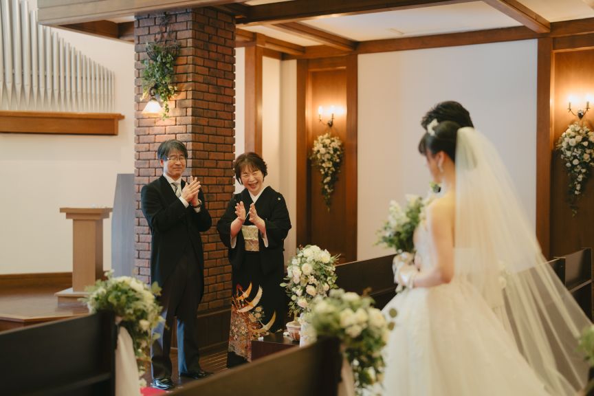 【小樽で叶える家族挙式】　温もりに包まれる少人数挙式＆アットホームな家族婚