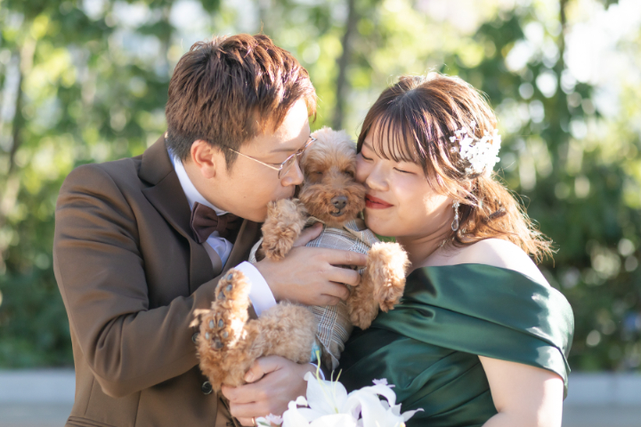 クリスマスカラーのドレスに身を包んで