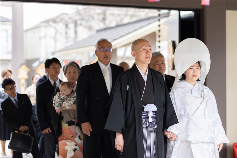 近年人気の神社での和装人前式