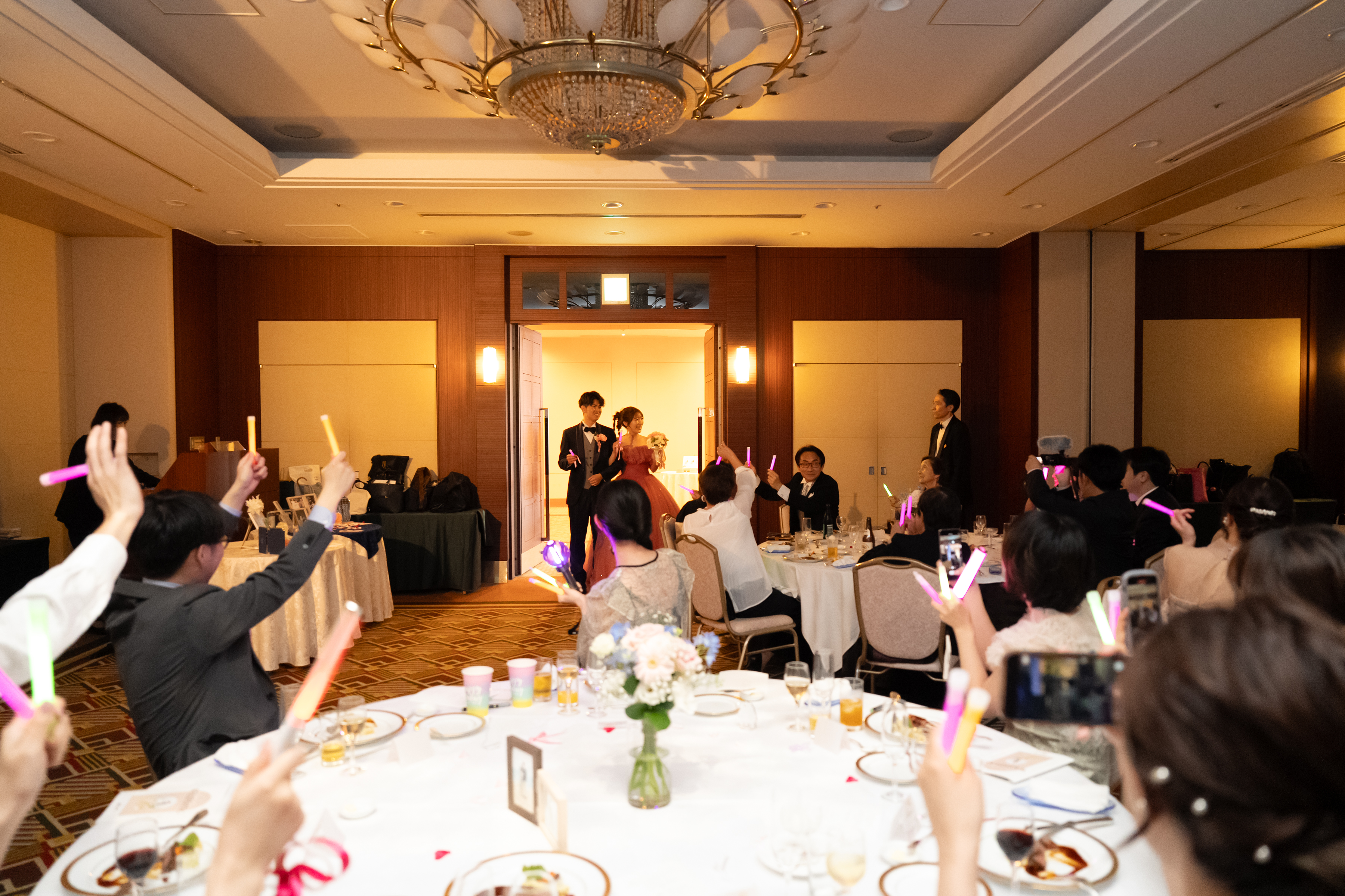 ゲスト全員参加の披露宴??