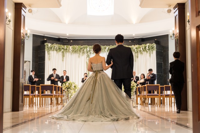 サプライズ⁉カラードレスでの再入場