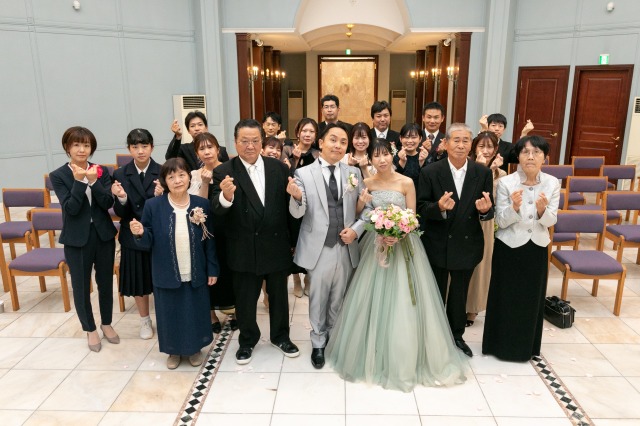 挙式後3分でお色直し！