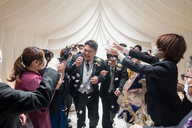 福岡店のLGBTウエディングレポート挙式編♪（タキシード＆タキシード）