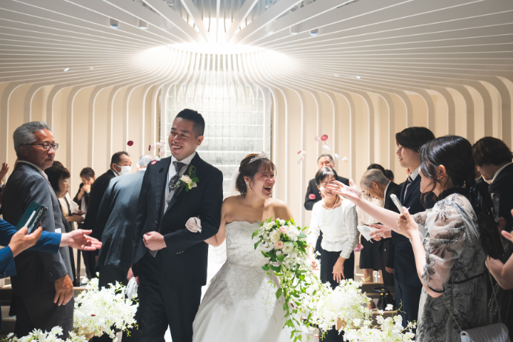 小さな結婚式熊本店　挙式レポート　No.29　３５名以上の挙式＆会食（挙式編）