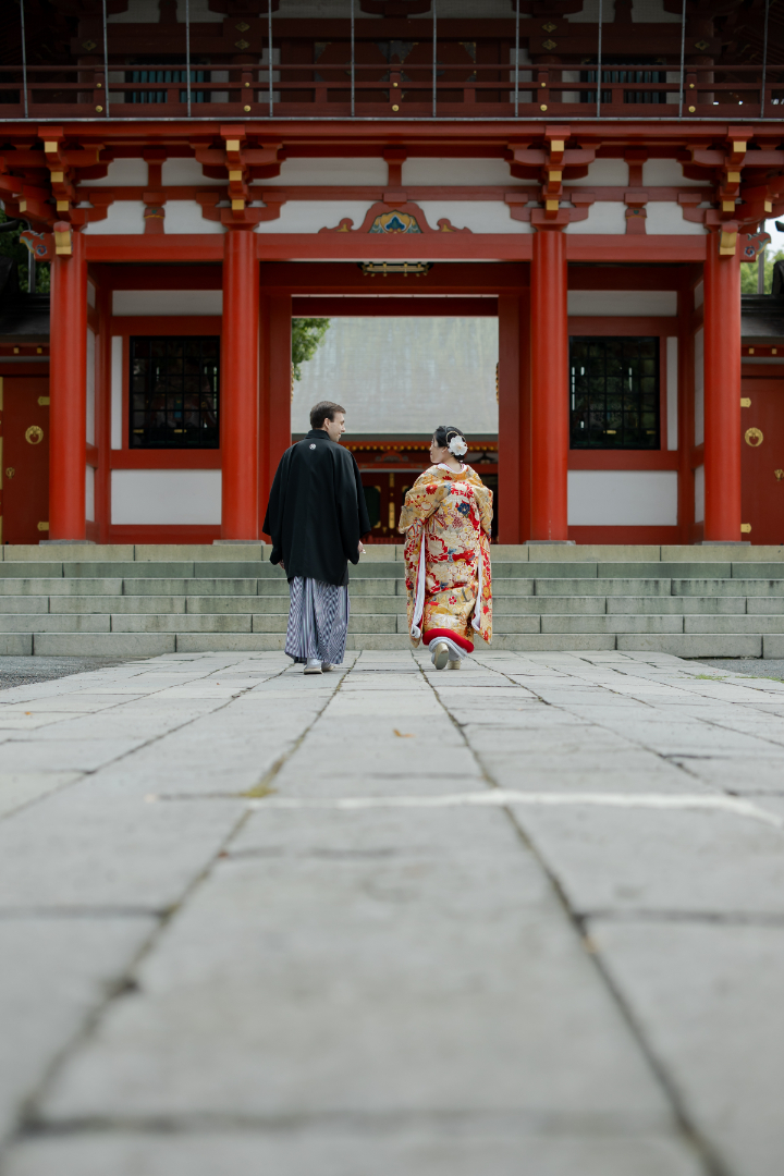 小さな結婚式熊本店　挙式レポート　No.23　藤崎宮での挙式（色打掛＆国際結婚）挙式前