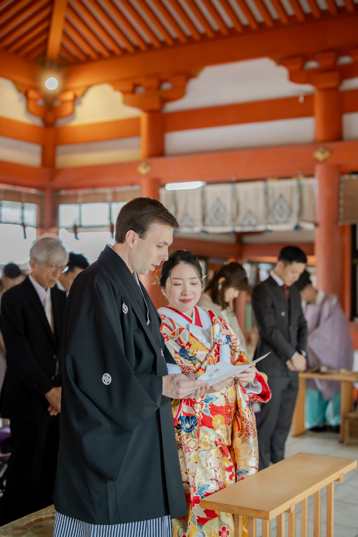 小さな結婚式熊本店　挙式レポート　No.24　藤崎宮での挙式（色打掛＆国際結婚）挙式編