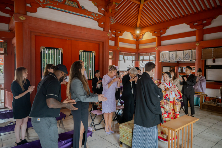 小さな結婚式熊本店　挙式レポート　No.24　藤崎宮での挙式（色打掛＆国際結婚）挙式編