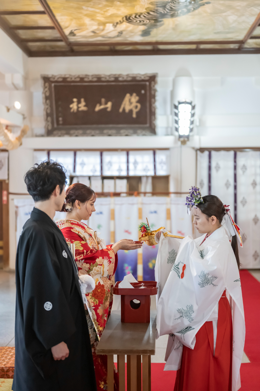 加藤神社＆青柳で会食　家族でアットホームな和婚