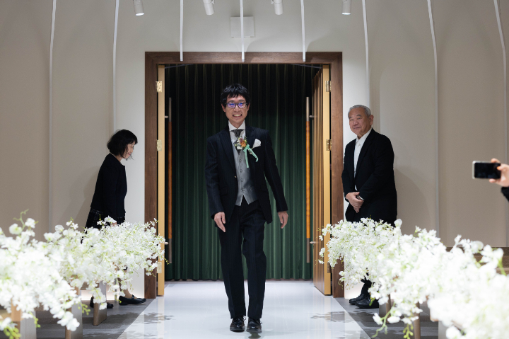 小さな結婚式熊本店　挙式レポート　No.45　９名での小さくてかわいいレストランウエディング（挙式編）