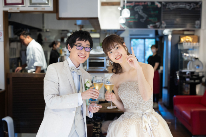 小さな結婚式熊本店　挙式レポート　No.46　９名での小さくてかわいいレストランウエディング（ロッカフォルテで会食）