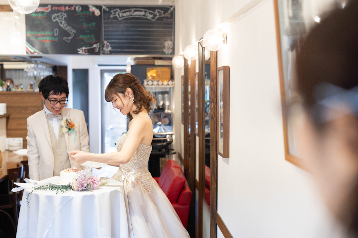 小さな結婚式熊本店　挙式レポート　No.46　９名での小さくてかわいいレストランウエディング（ロッカフォルテで会食）