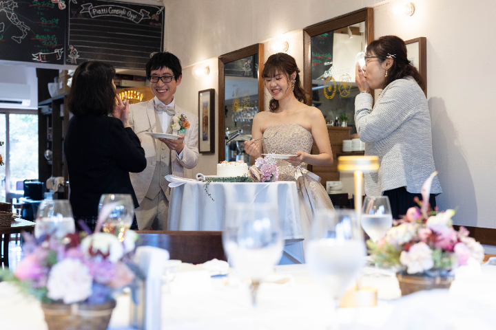 小さな結婚式熊本店　挙式レポート　No.46　９名での小さくてかわいいレストランウエディング（ロッカフォルテで会食）