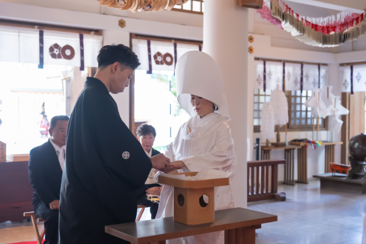 小さな結婚式熊本店　挙式レポート　No.41　加藤神社での少人数神社式＆挙式後にフォトウエディング