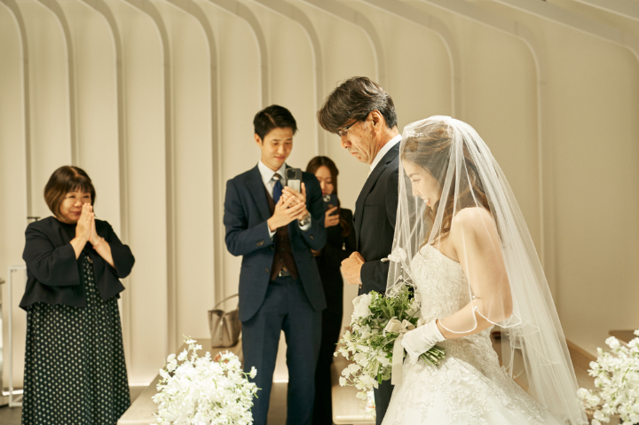 小さな結婚式熊本店　挙式レポート　No.42　挙式で行う感謝のイベント（ケーキ入刀／花嫁のお手紙）