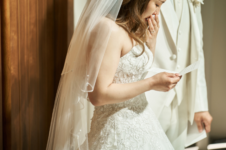 小さな結婚式熊本店　挙式レポート　No.42　挙式で行う感謝のイベント（ケーキ入刀／花嫁のお手紙）