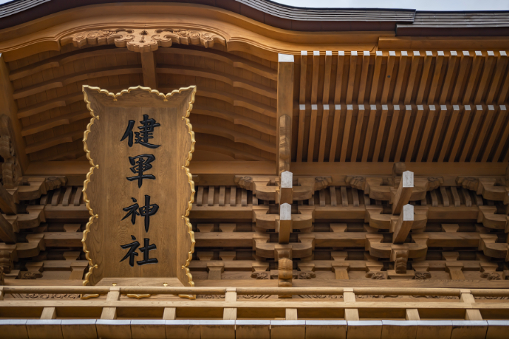 小さな結婚式熊本店　挙式レポート　No.41　雨上がりの健軍神社＆レストラン会食（挙式前のイメージ撮影）