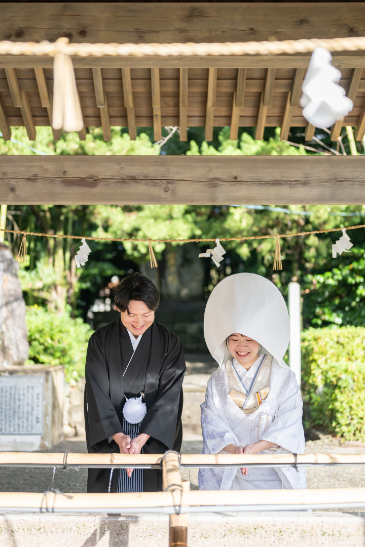 小さな結婚式熊本店　挙式レポート　No.41　雨上がりの健軍神社＆レストラン会食（挙式前のイメージ撮影）